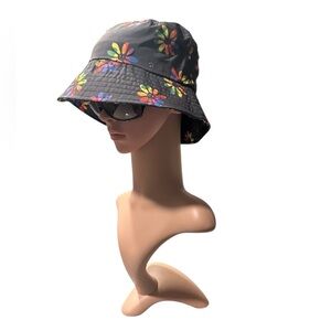 Claire's deep olive green Floral Bucket Hat